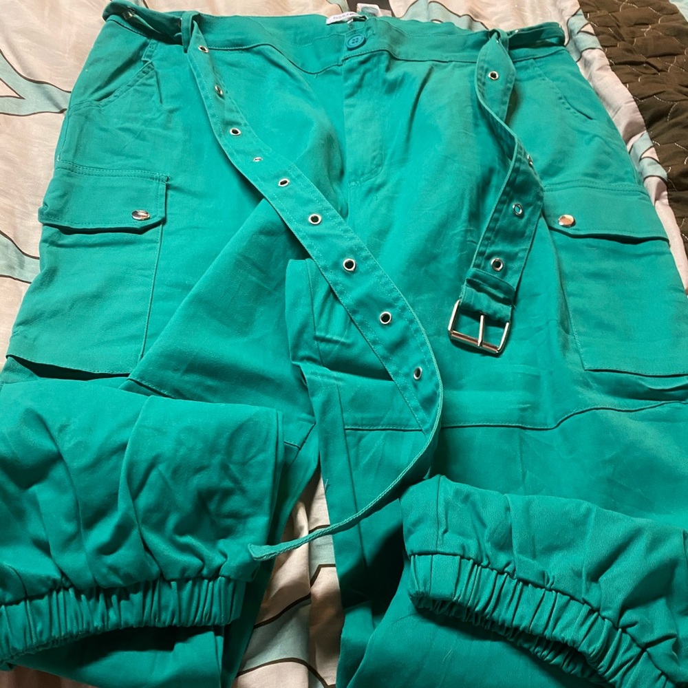 Fashion Nova Green Jogger Pants